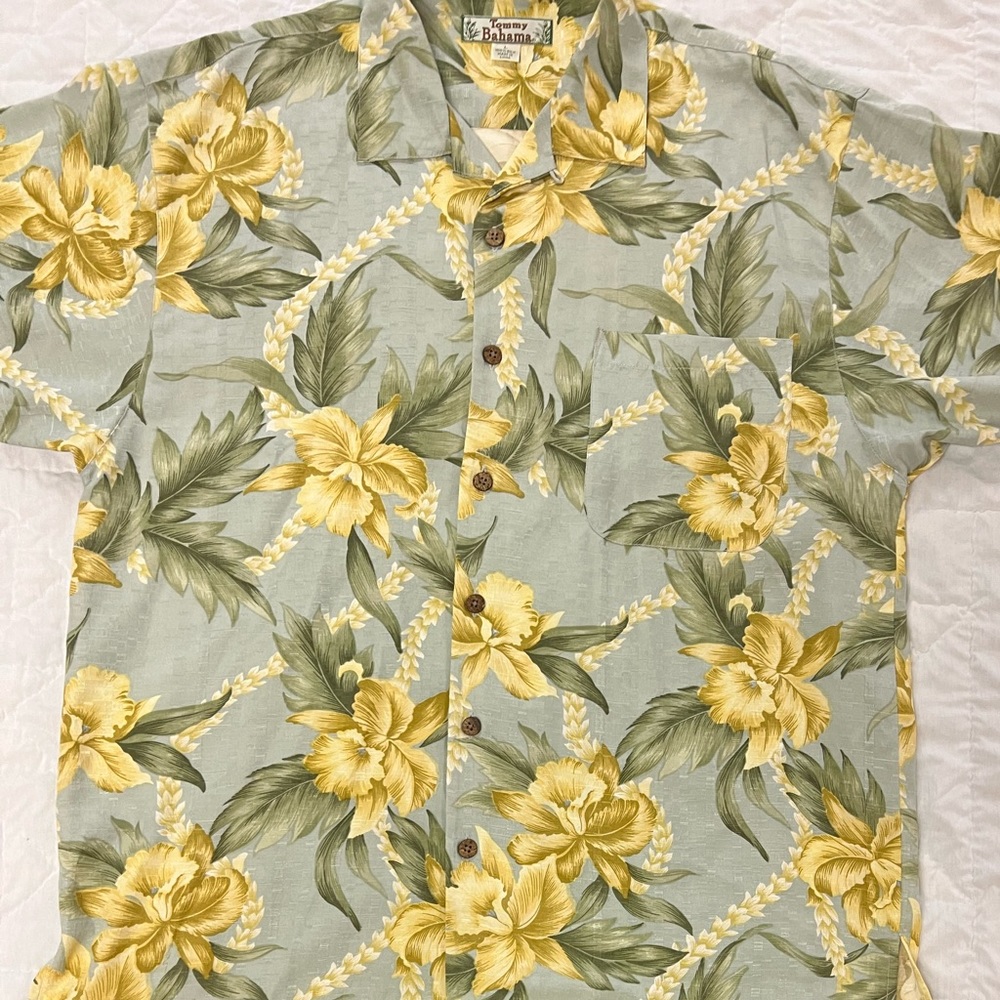 Tommy Bahama 100% Silk Shirt